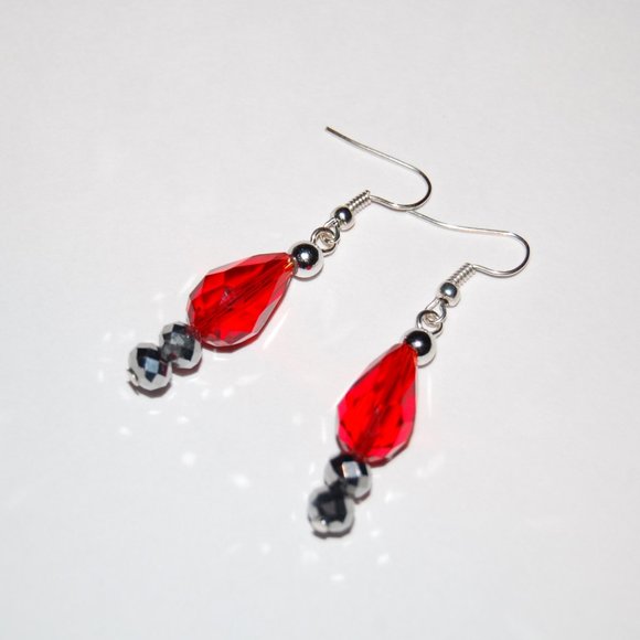 Set Necklace and Earrings,Glass Beaded Earring and Necklace,Red and Silver Color - Picture 3 of 5